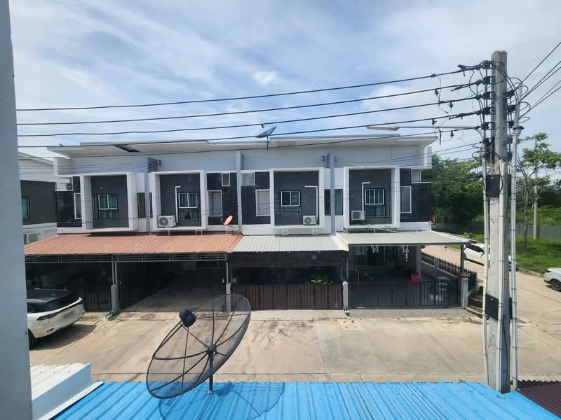 หมู่บ้านอรินสิริ สปอร์ตวิลเลจ (Arinsiri Sport Village) ชลบุรี, Chon Buri (Pattaya), Ban Pik, Muang Chon Buri, Chon Buri (Pattaya), 3 Bedrooms, 153 sqm, Townhouse For Sale, by The Best Property หนุ่ย, 500357877 - DDproperty.com