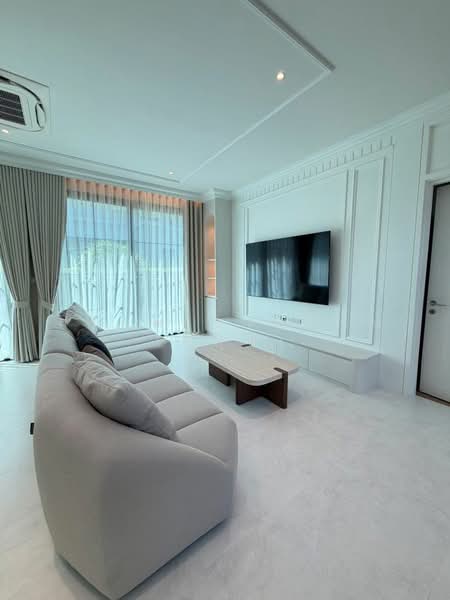 Narinsiri Rama 9-Krungthep Kreetha, Bangkok, Saphan Sung, Bangkok, 4 Bedrooms, 330 sqm, Single Detached House For Rent, by สรภพ ยอดไชย (สีฝุ่น), 500357883 - DDproperty.com
