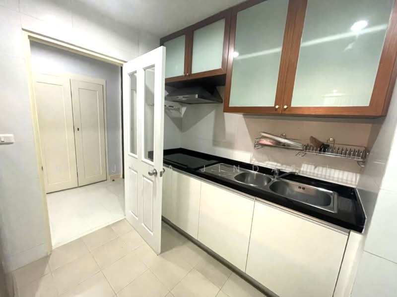 Siri Residence, Bangkok, 21 Soi Sukhumvit 24, Khong Tan, Khlong Toei, Bangkok, 2 Bedrooms, 110 sqm, Condo For Rent, by Rojjana Jindasri, 500357908 - DDproperty.com