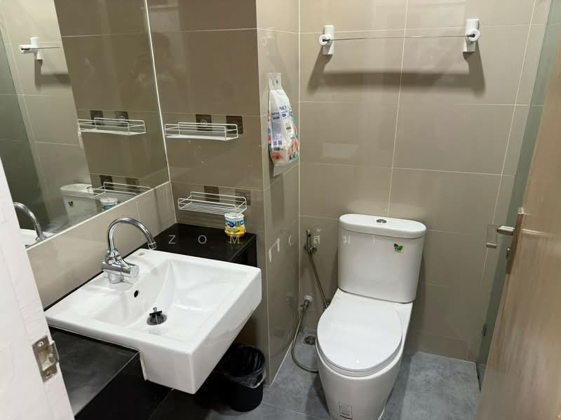 IDEO Blucove Sukhumvit, Bangkok, 2952 Sukhumvit Road, Bang Na, Bangkok, 1 Bedroom, 34 sqm, Condo For Rent, by Zom (ส้ม), 500357918 - DDproperty.com