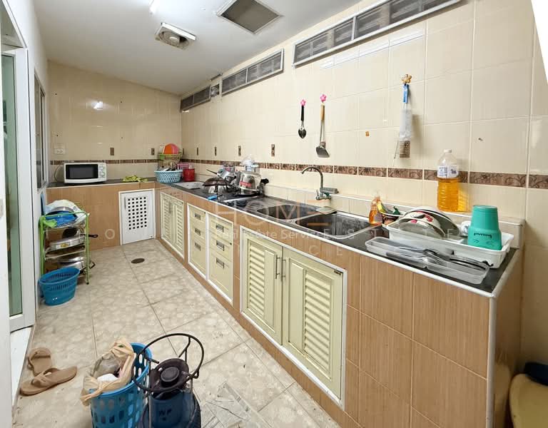 Pruksa Ville 50 Ramkhamhaeng, Bangkok, Soi Rat Phatthana 15, Saphan Sung, Bangkok, 3 Bedrooms, 105 sqm, Townhouse For Sale, by HOME Real Estate Service, 500357923 - DDproperty.com