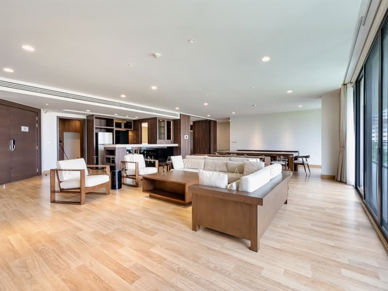 Park Court Sukhumvit 77, Bangkok, T77 Sukhumvit 77, Phra Kanong Nua, Watthana, Bangkok, 4 Bedrooms, 287 sqm, Condo For Rent, by Thananthorn Wongvarnkaseam, 500357935 - DDproperty.com