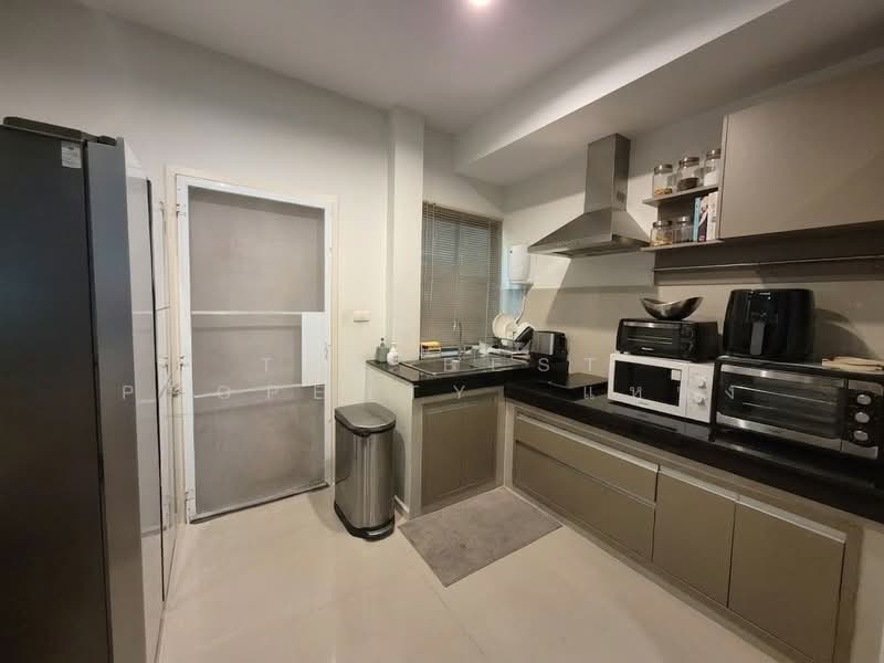 หมู่บ้านคาซ่า เลเจ้นด์ บ้านบึง ชลบุรี, Chon Buri (Pattaya), Ban Bung, Chon Buri (Pattaya), 3 Bedrooms, 182 sqm, Single Detached House For Sale, by The Best Property แหน่ง, 500358046 - DDproperty.com