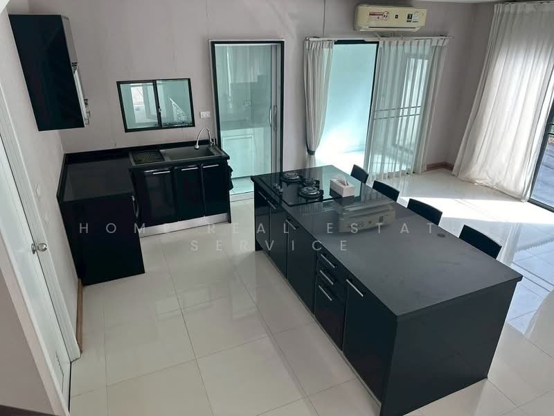 We 2 On Nut-Rama 9, Bangkok, On Nut Road, Prawet, Bangkok, 4 Bedrooms, 180 sqm, Single Detached House For Sale, by HOME Real Estate Service, 500358051 - DDproperty.com