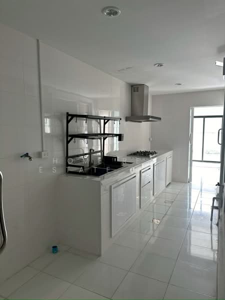 We 2 On Nut-Rama 9, Bangkok, On Nut Road, Prawet, Bangkok, 4 Bedrooms, 180 sqm, Single Detached House For Sale, by HOME Real Estate Service, 500358051 - DDproperty.com