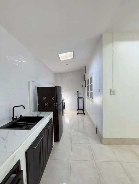 9R0794 This house for rent 2 bedroom 1 bathroom 20,000/month at wichit have fully furnished, Phuket, Wichit, Muang Phuket, Phuket, 2 Bedrooms, 90 sqm, Semi-Detached House (Twin House) For Rent, by PK LIFE Property, 500358070 - DDproperty.com