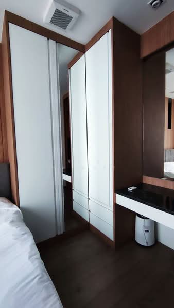 Park Origin Phrom Phong (Park 24), Bangkok, 68 Soi Sukhumvit 24, Khong Tan, Khlong Toei, Bangkok, Studio, 30 sqm, Condo For Rent, by Jirayu Chaiyawattanasiri, 500358071 - DDproperty.com