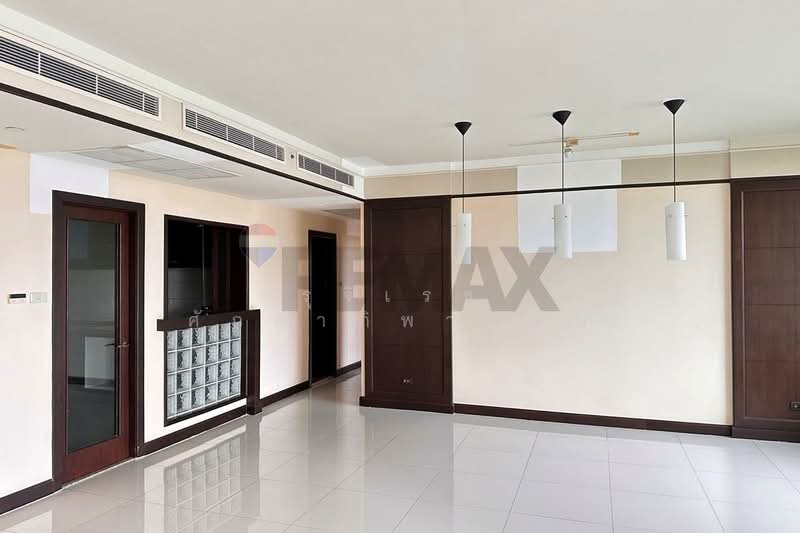 All Seasons Mansion, Bangkok, Soi Ruamrudee, Wireless Road, Lumphini, Pathum Wan, Bangkok, 3 Bedrooms, 178 sqm, Condo For Sale, by Rujirake Sakdapipanich, 500358088 - DDproperty.com