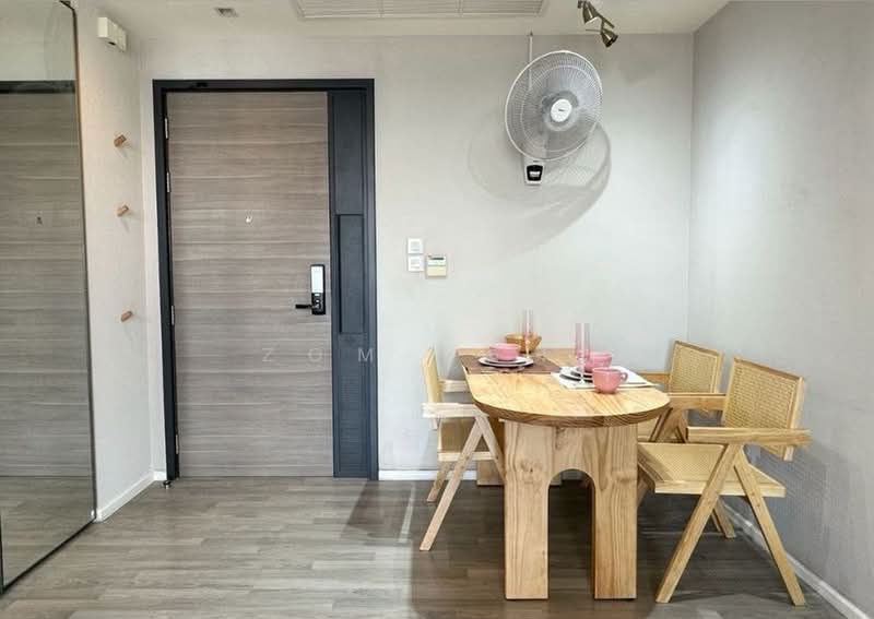 The Room Sathorn-St.Louis, Bangkok, 55 Soi Chan 18/7 Chan Road, Thung Wat Don, Sathon, Bangkok, 2 Bedrooms, 67 sqm, Condo For Rent, by Zom (ส้ม), 500358089 - DDproperty.com