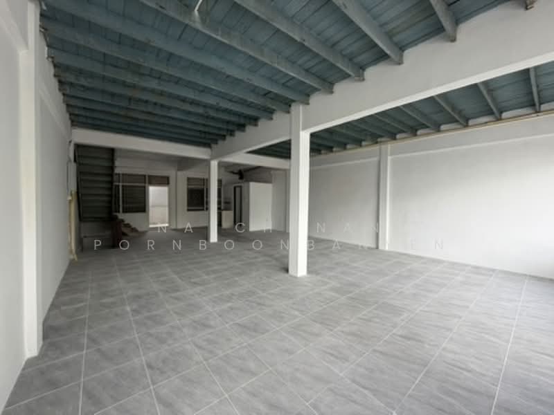 2-Unit, 4-Storey Commercial Building in Prime Lat Phrao Location on Main Road, Near MRT, Bangkok, Jom Phon, Chatuchak, Bangkok, , 600 sqm, Shophouse For Rent, by Natchanan Pornboonbanyen, 500358092 - ชั้น 2 - DDproperty.com
