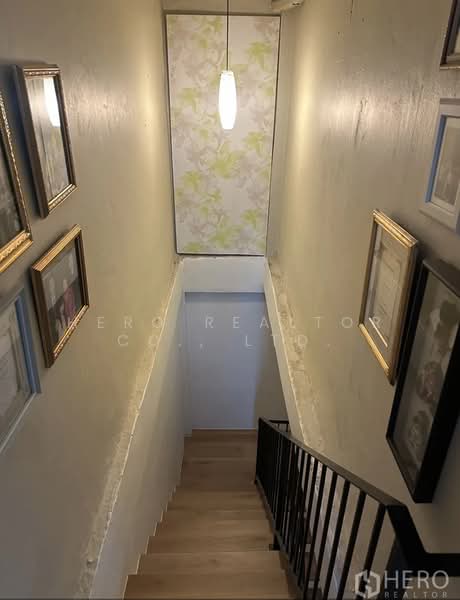 For sale Shophouse 360 sq.m. in BTS Phra Khanong Watthana Bangkok HRE00921, Bangkok, Phra Kanong Nua, Watthana, Bangkok, , 360 sqm, Shophouse For Sale, by Hero Realtor Co., Ltd., 500358093 - DDproperty.com