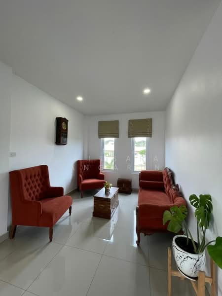 5-BR House, Chon Buri (Pattaya), Huai Yai, Bang Lamung (Pattaya), Chon Buri (Pattaya), 5 Bedrooms, 840 sqm, Single Detached House For Sale, by Supitsara  Sangarun, 500358105 - DDproperty.com