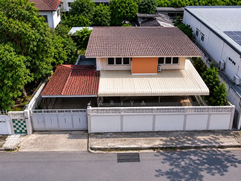ขายบ้าน 2 ชั้น ย่านปรีดีพนมยงค์ ใกล้ BTS พระโขนง, Bangkok, Phra Kanong Nua, Watthana, Bangkok, 4 Bedrooms, 436 sqm, Single Detached House For Sale, by Jariya, 500358110 - DDproperty.com