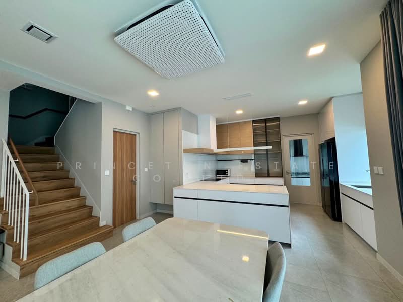 Mantana Motorway-Rama 9, Bangkok, 9 Bangkok-Chon Buri New Line, Thab Yao, Lat Krabang, Bangkok, 4 Bedrooms, 283 sqm, Single Detached House For Rent, by Princeton Estate Co.,Ltd., 500358113 - DDproperty.com