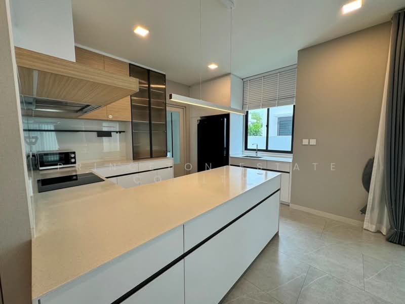 Mantana Motorway-Rama 9, Bangkok, 9 Bangkok-Chon Buri New Line, Thab Yao, Lat Krabang, Bangkok, 4 Bedrooms, 283 sqm, Single Detached House For Rent, by Princeton Estate Co.,Ltd., 500358113 - DDproperty.com