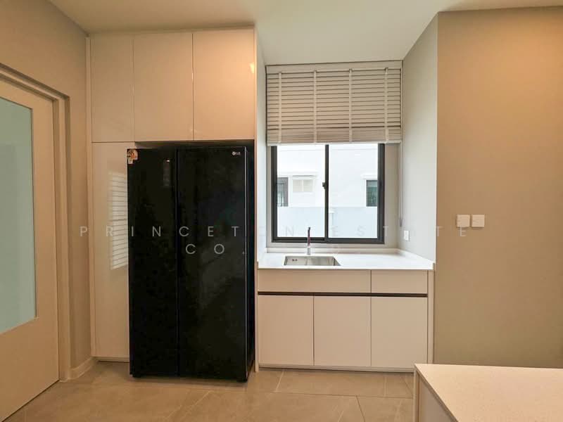 Mantana Motorway-Rama 9, Bangkok, 9 Bangkok-Chon Buri New Line, Thab Yao, Lat Krabang, Bangkok, 4 Bedrooms, 283 sqm, Single Detached House For Rent, by Princeton Estate Co.,Ltd., 500358113 - DDproperty.com