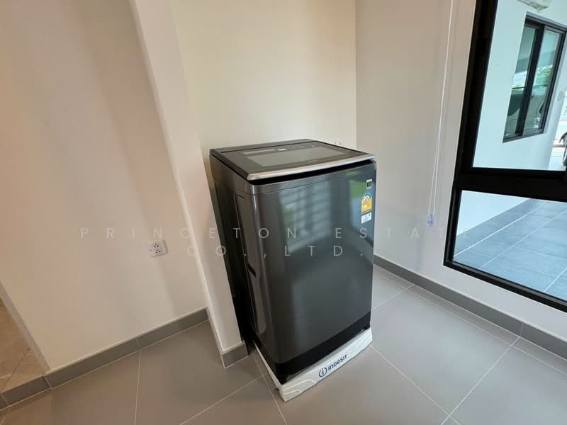 Mantana Motorway-Rama 9, Bangkok, 9 Bangkok-Chon Buri New Line, Thab Yao, Lat Krabang, Bangkok, 4 Bedrooms, 283 sqm, Single Detached House For Rent, by Princeton Estate Co.,Ltd., 500358113 - DDproperty.com