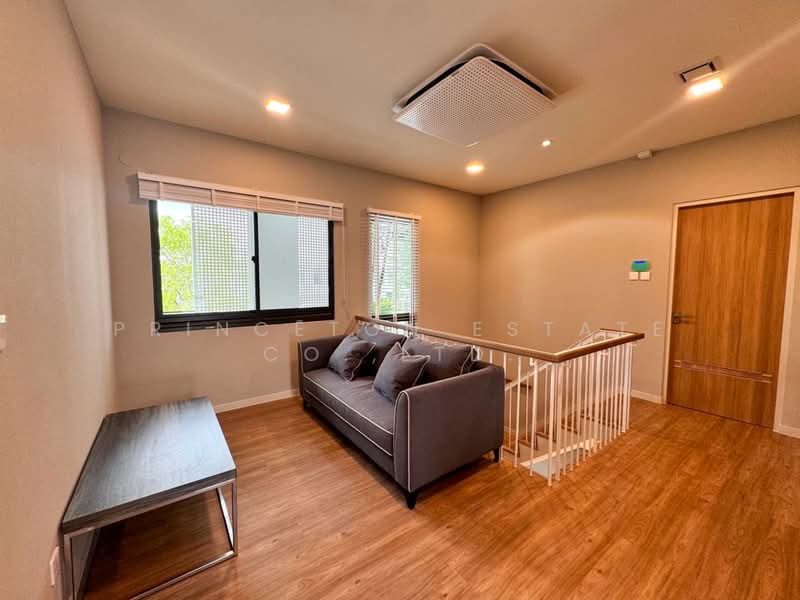 Mantana Motorway-Rama 9, Bangkok, 9 Bangkok-Chon Buri New Line, Thab Yao, Lat Krabang, Bangkok, 4 Bedrooms, 283 sqm, Single Detached House For Rent, by Princeton Estate Co.,Ltd., 500358113 - DDproperty.com