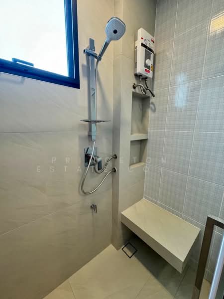Mantana Motorway-Rama 9, Bangkok, 9 Bangkok-Chon Buri New Line, Thab Yao, Lat Krabang, Bangkok, 4 Bedrooms, 283 sqm, Single Detached House For Rent, by Princeton Estate Co.,Ltd., 500358113 - DDproperty.com