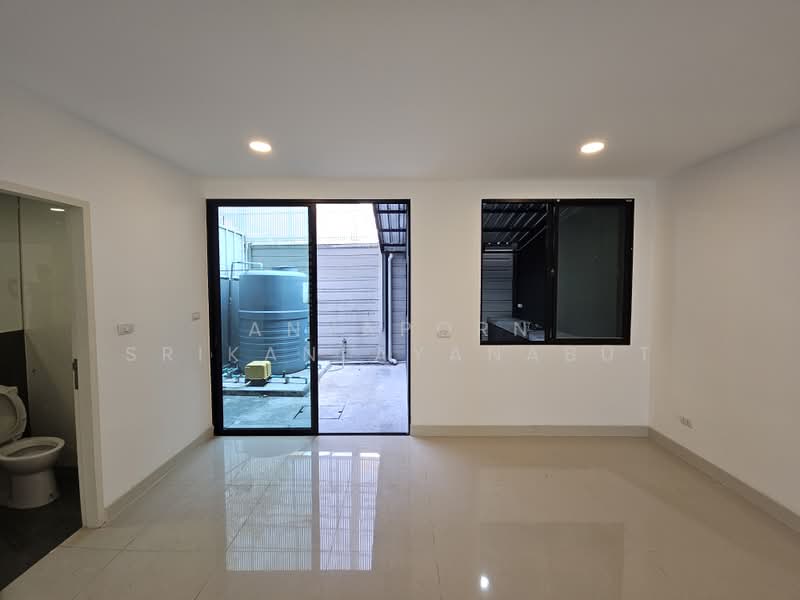 Nirvana@Work Ladprao-Kasetnawamin, Bangkok, 239 Prasert-Manukitch Road, Nawamin, Bueng Kum, Bangkok, 1 Bedroom, 363 sqm, Townhouse For Rent, by Anyaporn Srikanlayanabut, 500358131 - DDproperty.com