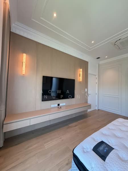 Narinsiri Rama 9-Krungthep Kreetha, Bangkok, Saphan Sung, Bangkok, 4 Bedrooms, 330 sqm, Single Detached House For Rent, by Saowaluk Anupong, 500358192 - DDproperty.com