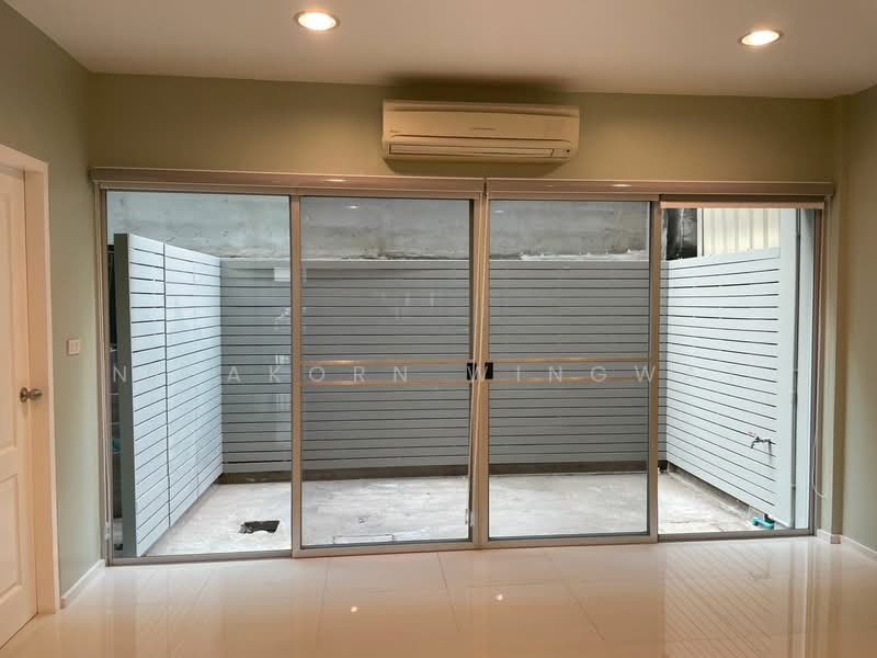 Noble Cube Pattanakarn, Bangkok, Phatthanakan Road, Suan Luang, Bangkok, 2 Bedrooms, 200 sqm, Townhouse For Rent, by Nisakorn Wingwat, 500358197 - DDproperty.com