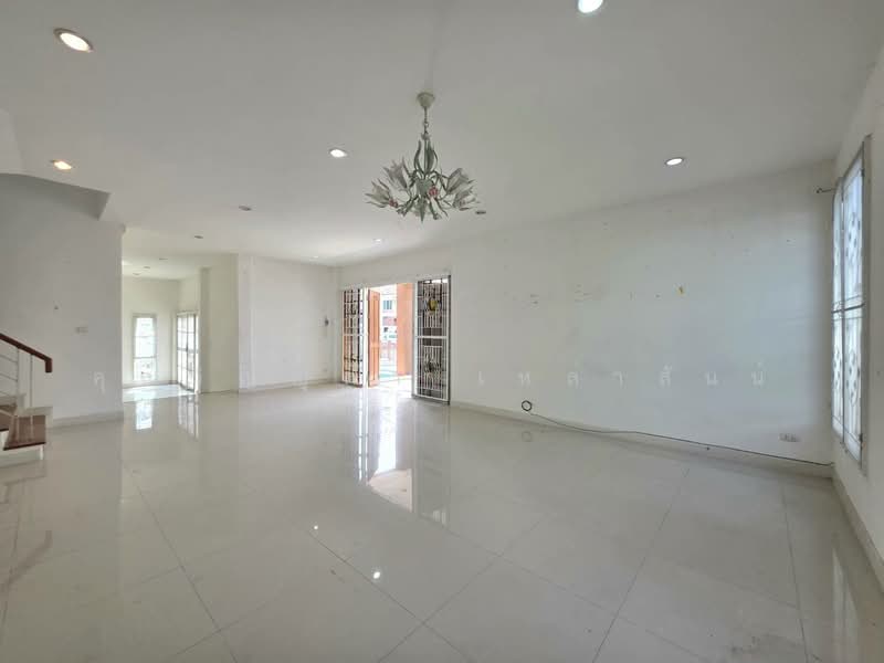 Phanason Private Home (Hathairat 37), Bangkok, Sam Wa Tawan Tok, Khlong Sam Wa, Bangkok, 4 Bedrooms, 272 sqm, Single Detached House For Sale, by คุณวิญญุดา เหล่าสันน์, 500358198 - DDproperty.com