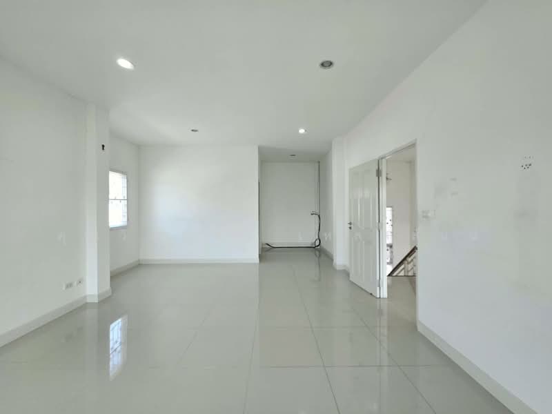 Phanason Private Home (Hathairat 37), Bangkok, Sam Wa Tawan Tok, Khlong Sam Wa, Bangkok, 4 Bedrooms, 272 sqm, Single Detached House For Sale, by คุณวิญญุดา เหล่าสันน์, 500358198 - DDproperty.com
