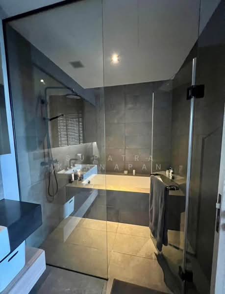 The Lofts Asoke, Bangkok, Sukhumvit 21 Road, Khlongtoei Nua, Watthana, Bangkok, 2 Bedrooms, 87 sqm, Condo For Rent, by Supatra Khanapan, 500358209 - DDproperty.com