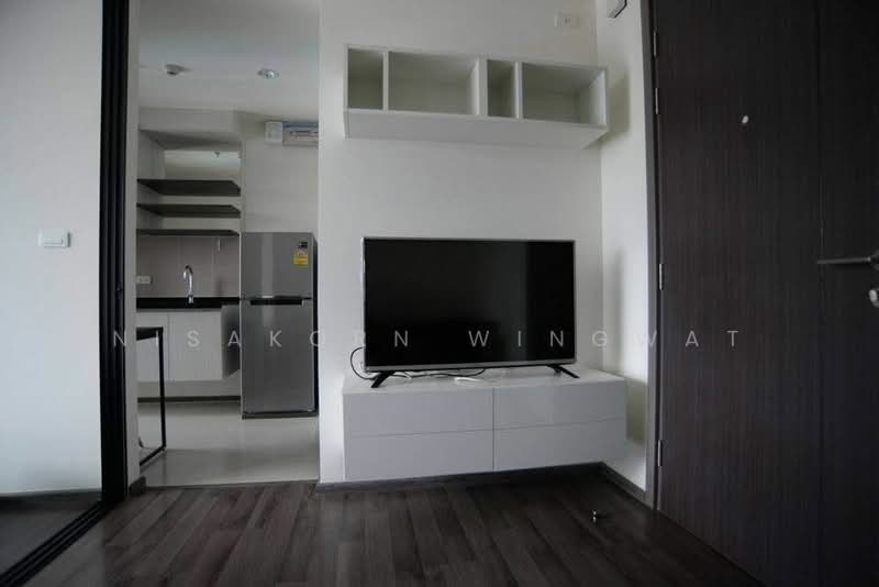 The Base Park East Sukhumvit 77, Bangkok, 99 Soi Pridi Banomyong 2, Phra Kanong Nua, Watthana, Bangkok, 1 Bedroom, 26 sqm, Condo For Rent, by Nisakorn Wingwat, 500358214 - DDproperty.com