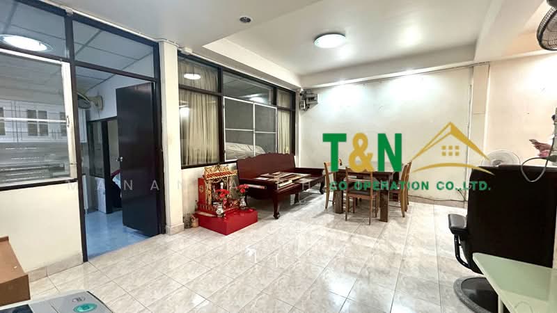 Prachakornthai Village Ladproa 93, Bangkok, Khlong Chaokhun Sing, Wang Thonglang, Bangkok, 5 Bedrooms, 150 sqm, Townhouse For Sale, by MANANYA PHATHONG, 500358300 - DDproperty.com