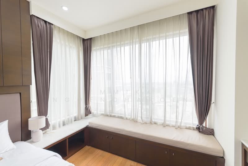 The Emporio Place, Bangkok, 93 Soi Sukhumvit 24, Sukhumvit Road, Khong Tan, Khlong Toei, Bangkok, 2 Bedrooms, 108 sqm, Condo For Sale, by Emmika Ngoencharoen, 500358307 - DDproperty.com