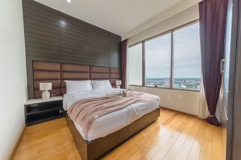 The Emporio Place, Bangkok, 93 Soi Sukhumvit 24, Sukhumvit Road, Khong Tan, Khlong Toei, Bangkok, 2 Bedrooms, 108 sqm, Condo For Sale, by Emmika Ngoencharoen, 500358307 - DDproperty.com