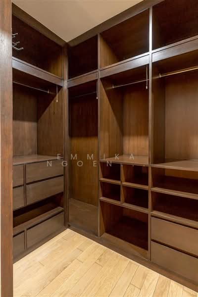The Emporio Place, Bangkok, 93 Soi Sukhumvit 24, Sukhumvit Road, Khong Tan, Khlong Toei, Bangkok, 2 Bedrooms, 108 sqm, Condo For Sale, by Emmika Ngoencharoen, 500358307 - DDproperty.com