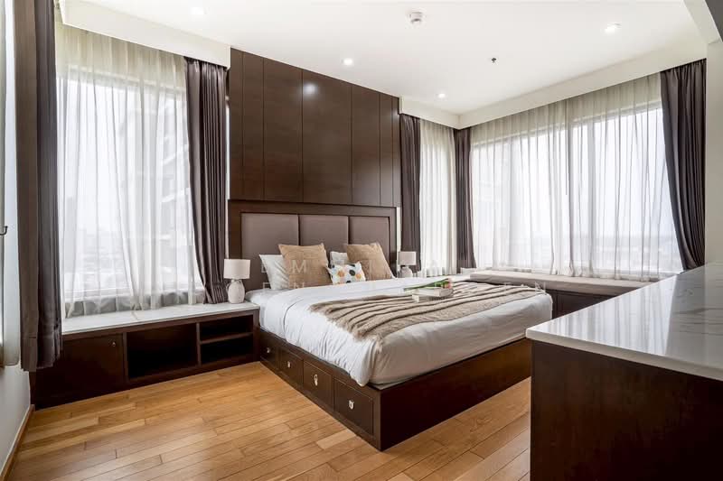 The Emporio Place, Bangkok, 93 Soi Sukhumvit 24, Sukhumvit Road, Khong Tan, Khlong Toei, Bangkok, 2 Bedrooms, 108 sqm, Condo For Sale, by Emmika Ngoencharoen, 500358307 - DDproperty.com
