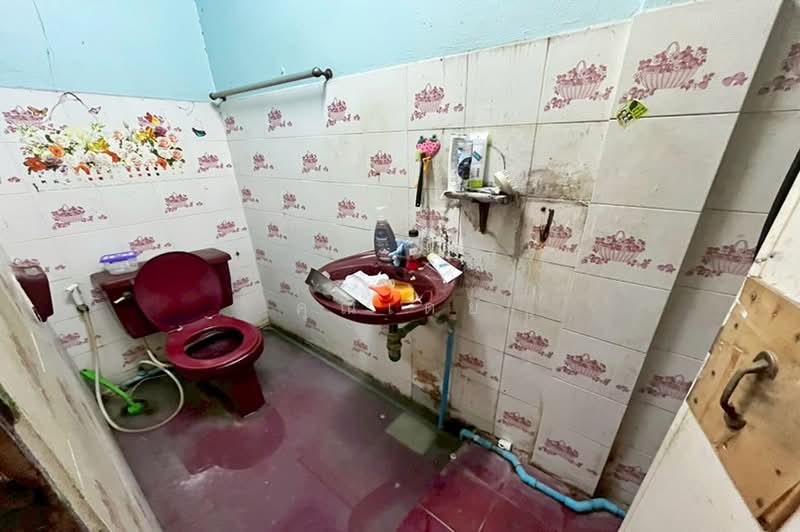 Tummasathid Villa 1, Bangkok, Tummasathid Soi 1, Bang Chak, Phra Khanong, Bangkok, 2 Bedrooms, 120 sqm, Townhouse For Sale, by คุณเดย์, 500358337 - DDproperty.com