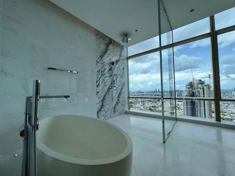 Four Seasons Private Residences : โฟร์ ซีซั่นส์ ไพรเวท เรสสิเด้นซ์, กรุงเทพ, 300 ถนนเจริญกรุง, ยานนาวา, สาทร, กรุงเทพ, 117 ตร.ม., คอนโด ให้เช่า, โดย Supatra Khanapan, 500358340 - DDproperty.com