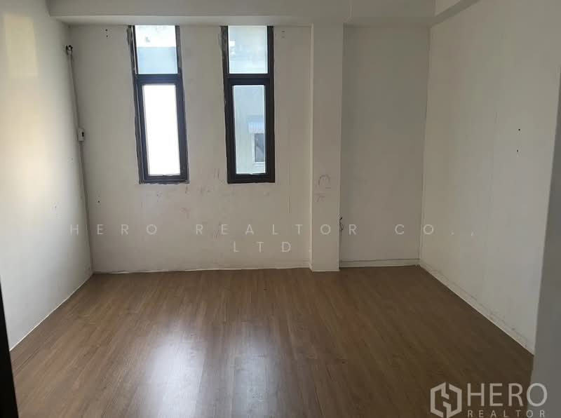 For rent Shophouse 450 sqm BTS On Nut Suan Luang Bangkok BRE22155, Bangkok, Suan Luang, Bangkok, , 450 sqm, Shophouse For Rent, by Hero Realtor Co., Ltd., 500358391 - DDproperty.com