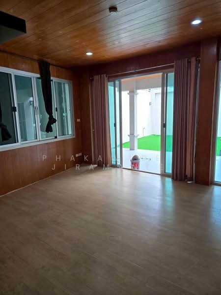 Noble Cube Pattanakarn, Bangkok, Phatthanakan Road, Suan Luang, Bangkok, 3 Bedrooms, 204 sqm, Townhouse For Rent, by Phakawadee Jiramanee, 500358452 - DDproperty.com