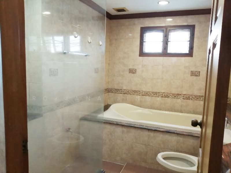 บ้าน 5-ห้องนอน, กรุงเทพ, สามเสนนอก, ห้วยขวาง, กรุงเทพ, 256 ตร.ม., บ้านเดี่ยว ให้เช่า, โดย Rojjana Jindasri, 500358473 - DDproperty.com