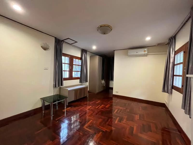 Panya Pattanakarn Village, Bangkok, Soi Phatthanakarn 30, Suan Luang, Bangkok, 5 Bedrooms, 350 sqm, Single Detached House For Sale, by อภิมงคล สุขเกษม, 500358482 - DDproperty.com
