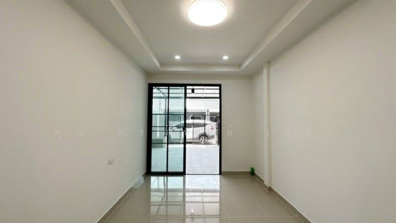 Baan Yoo Charoen 2, Pathum Thani, ไสวประชาราษฎร์, Lat Sawai, Lam Luk Ka, Pathum Thani, 2 Bedrooms, 45 sqm, Townhouse For Sale, by คุณ ภรณ์ทิพย์ (ปุ๋ย), 500358511 - DDproperty.com