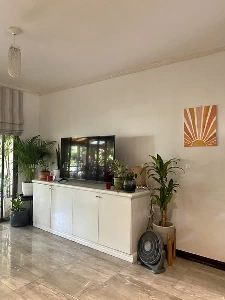 For rent,House by the Klong A Townhome in private compound, At Onnut 21/1, Bangkok, On Nut, Suan Luang, Bangkok, 4 Bedrooms, 280 sqm, Townhouse For Rent, by ณปภัช ธวงค์ไพ, 500358519 - DDproperty.com
