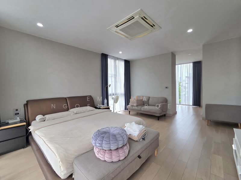 Quarter Thonglor, Bangkok, Soi Saengthong, Khlong Tan Nua, Watthana, Bangkok, 4 Bedrooms, 400 sqm, Single Detached House For Rent, by Emmika Ngoencharoen, 500358528 - DDproperty.com