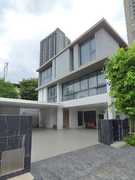 Quarter Thonglor, Bangkok, Soi Saengthong, Khlong Tan Nua, Watthana, Bangkok, 4 Bedrooms, 400 sqm, Single Detached House For Rent, by Emmika Ngoencharoen, 500358528 - DDproperty.com