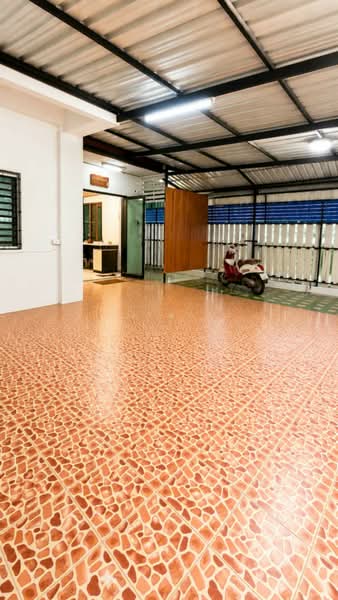 หมู่บ้านการเคหะแห่งชาติ ราชบุรี, Ratchaburi, Chedi Hak, Muang Ratchaburi, Ratchaburi, 3 Bedrooms, 102 sqm, Townhouse For Sale, by The Best Property อุ๋ย, 500358546 - DDproperty.com
