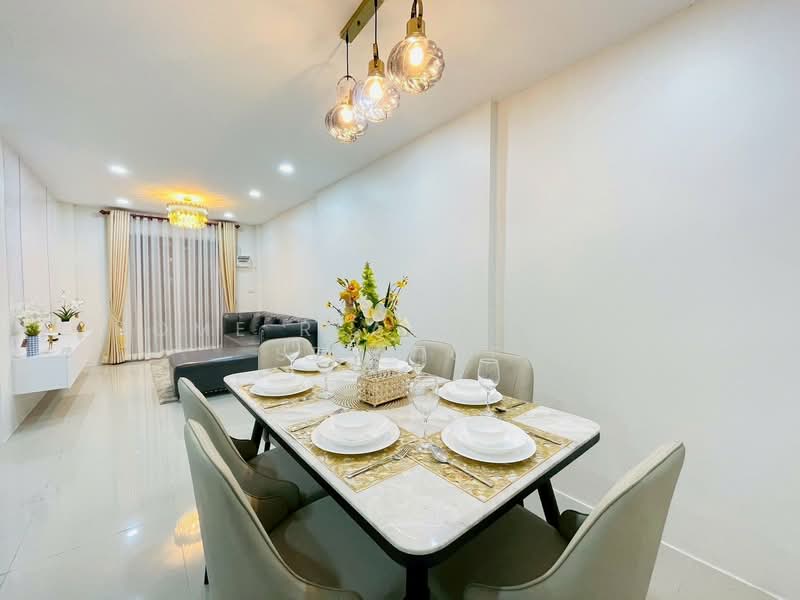 หมู่บ้านรัตนากร 25, ชลบุรี, บางละมุง, ชลบุรี, 210 ตร.ม., ทาวน์เฮ้าส์ ขาย, โดย HOME Real Estate Service, 500358578 - DDproperty.com