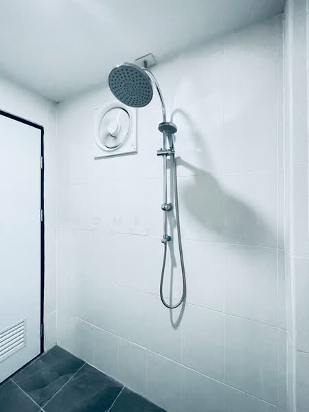 หมู่บ้านรัตนากร 25, Chon Buri (Pattaya), Bang Lamung, Bang Lamung (Pattaya), Chon Buri (Pattaya), 3 Bedrooms, 210 sqm, Townhouse For Sale, by HOME Real Estate Service, 500358578 - DDproperty.com