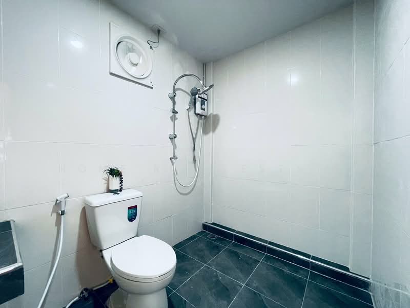 หมู่บ้านรัตนากร 25, Chon Buri (Pattaya), Bang Lamung, Bang Lamung (Pattaya), Chon Buri (Pattaya), 3 Bedrooms, 210 sqm, Townhouse For Sale, by HOME Real Estate Service, 500358578 - DDproperty.com