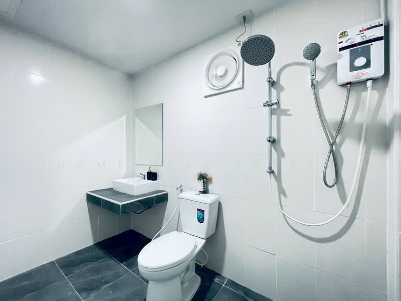 หมู่บ้านรัตนากร 25, Chon Buri (Pattaya), Bang Lamung, Bang Lamung (Pattaya), Chon Buri (Pattaya), 3 Bedrooms, 210 sqm, Townhouse For Sale, by HOME Real Estate Service, 500358578 - DDproperty.com